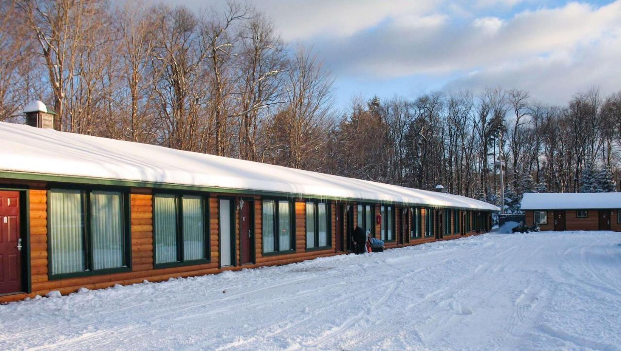 Adirondack Lodge Old Forge Exterior photo