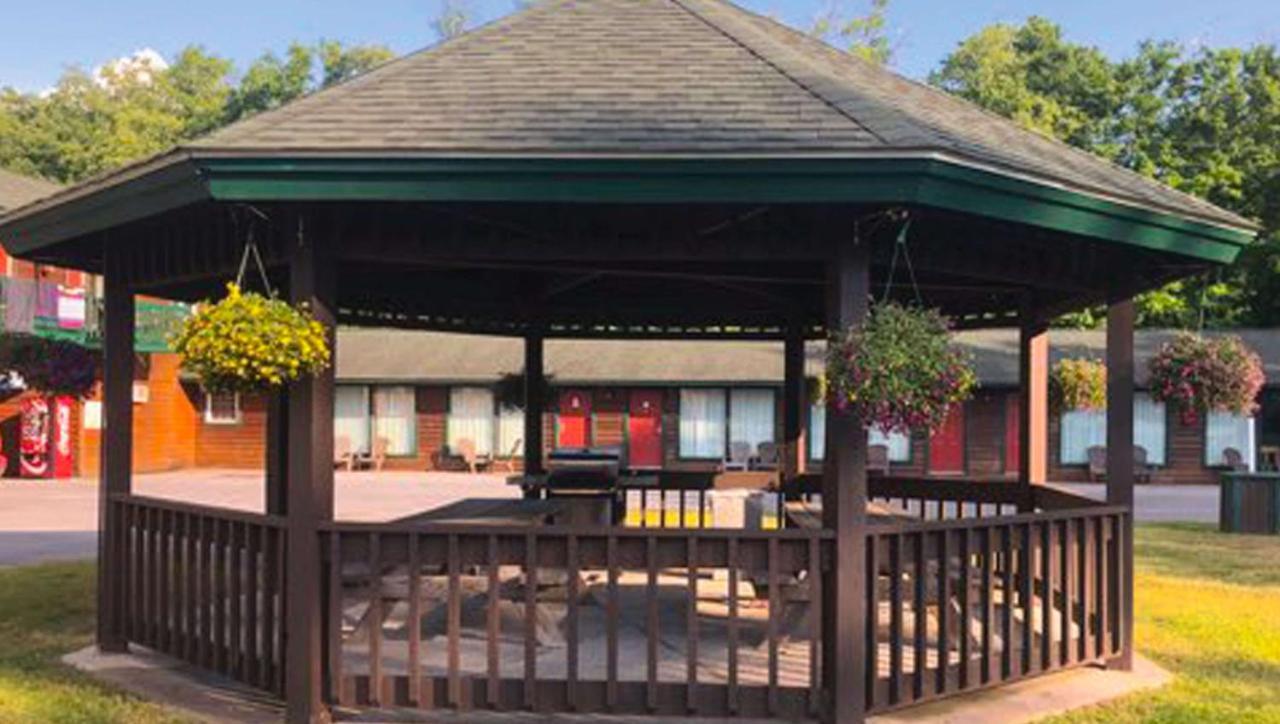 Adirondack Lodge Old Forge Exterior photo